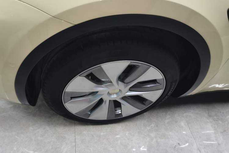 Used Tesla Model Y 2022 Rear-Wheel-Drive Version
