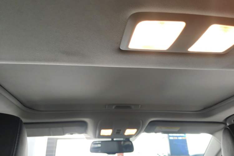 Used Mazda Atenza 2018 2.0L Blue Sky Luxury Edition China VI Standard