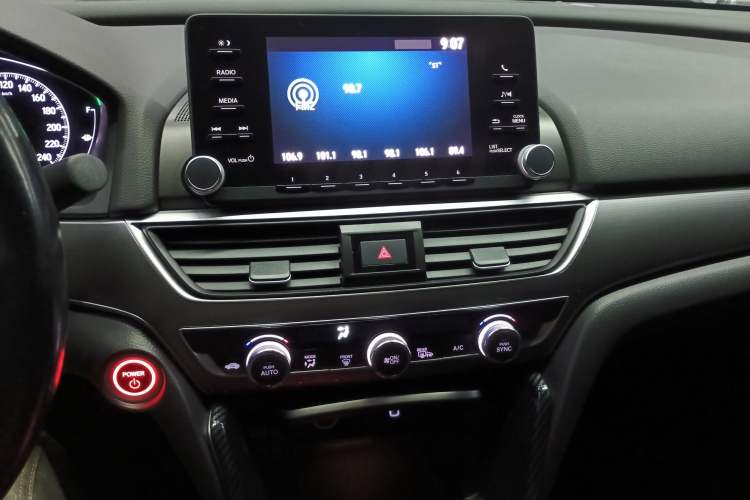 Used Honda Accord 2018 Rui Hybrid 2.0L Rui Ling Edition China VI
