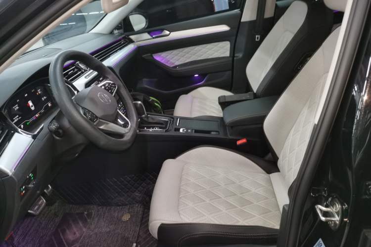 Used Volkswagen Magotan 2023 2 Million Units Commemorative Edition 330TSI DSG Luxury Version
