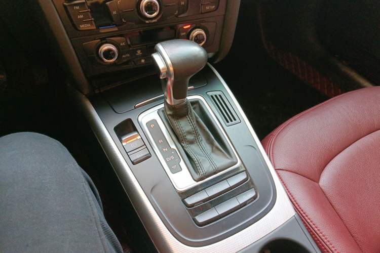 Used Audi A4L 2015 35 TFSI Automatic Standard Model
