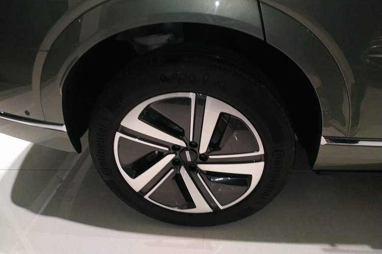 Used Wey Lanshan 2025 Four-Wheel Drive Ultra