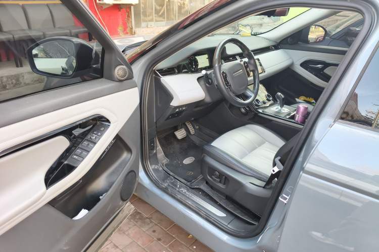 Used Land Rover Range Rover Evoque 2020 249 PS R-DYNAMIC SE Sport Technology Edition