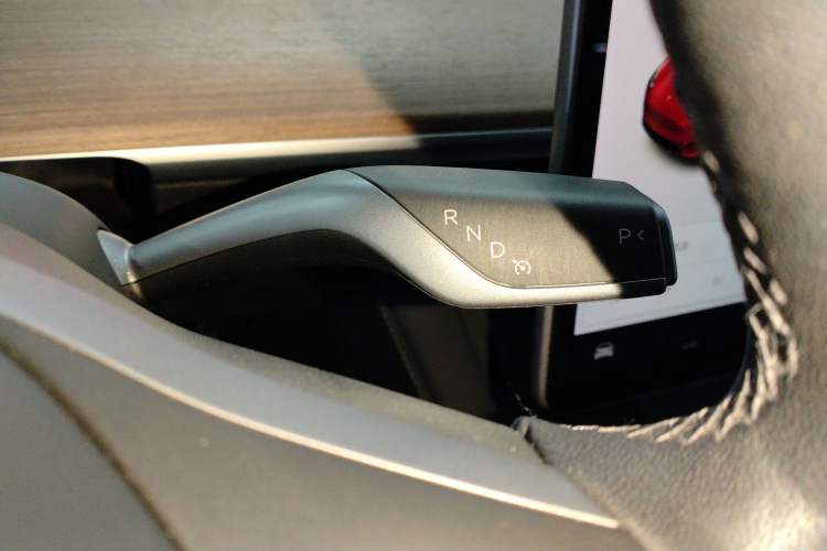 Used Tesla Model Y 2021 Long-Range All-Wheel-Drive Version
