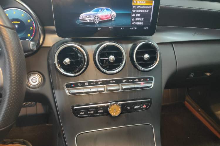 Used Mercedes-Benz C-Class 2021 C 200 L Fashion Edition Sport Version
