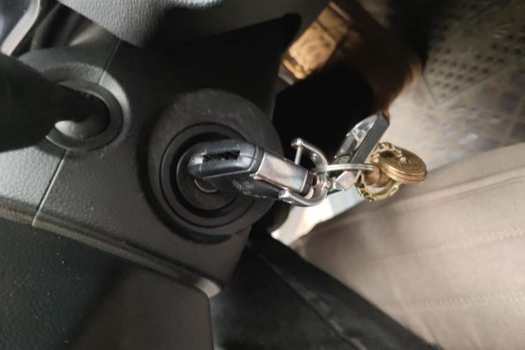 Used Wuling Hongguang S3 2018 1.5L Manual Comfort Model China V Standard
