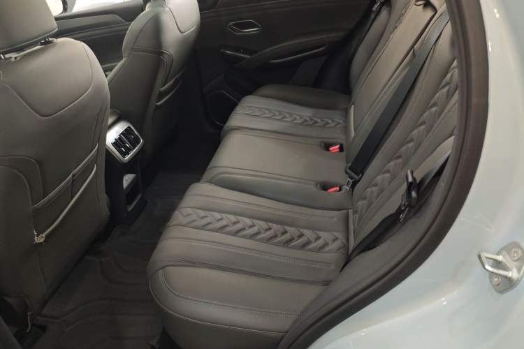 Used BYD Song L DM-i 2025 Intelligent Driving Version 160 km Excellence Edition