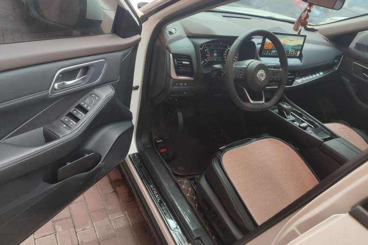 Used Nissan X-Trail 2021 VC-Turbo 300 CVT 2WD Luxury Edition
