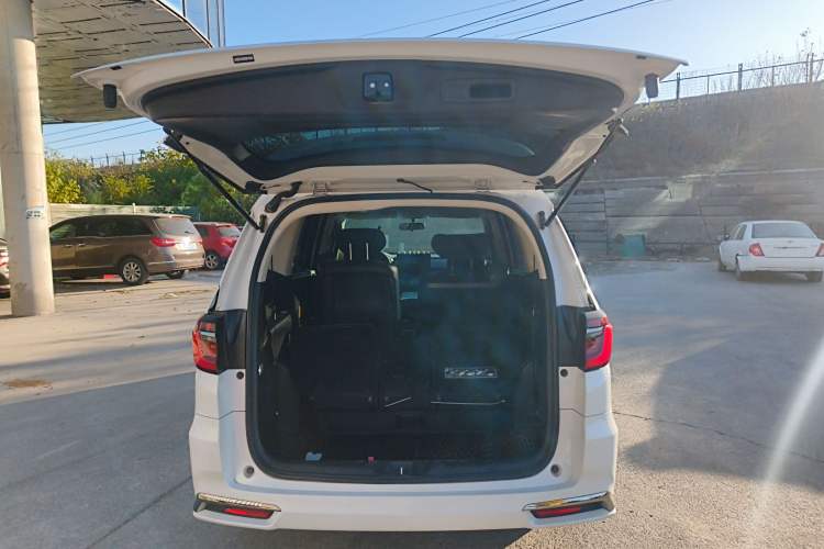 Used Honda Odyssey 2024 2.0L eHEV Sharp & Enjoy Edition
