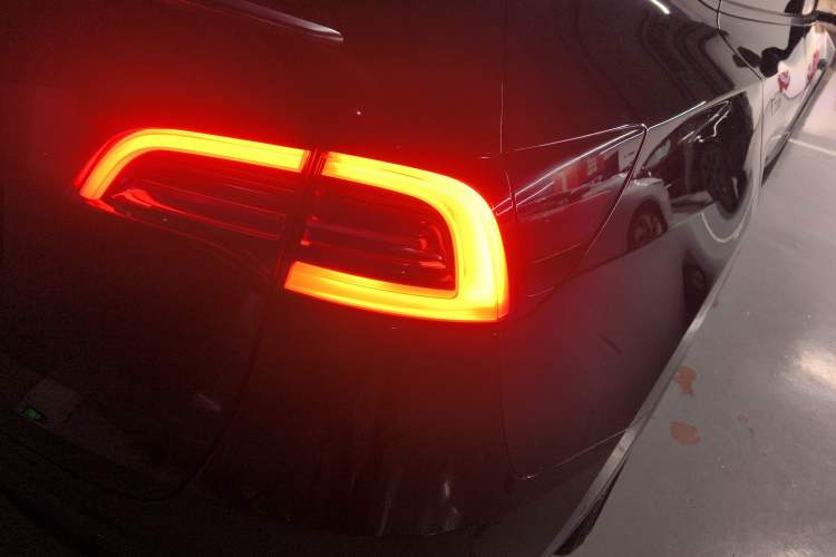 Used Tesla Model Y 2021 Performance High-Performance All-Wheel-Drive Version
