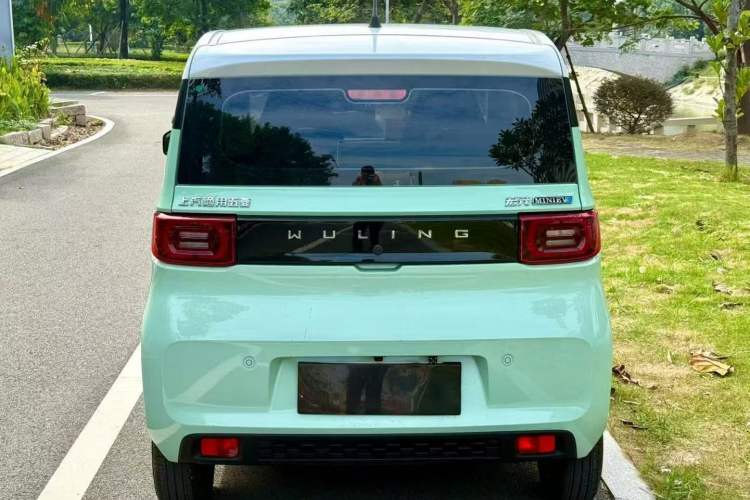 Used Wuling Hongguang MINIEV 2021 Macaron Sandwich Model 170 km Lithium Iron Phosphate