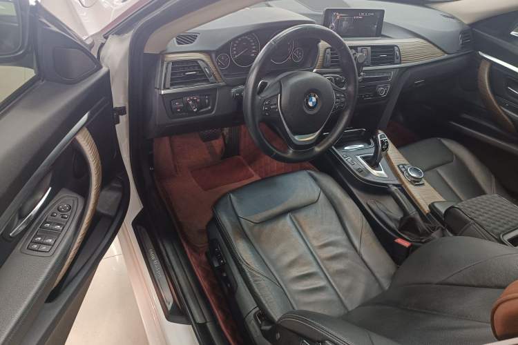 Used BMW 3 Series GT 2013 328i Sport Design Package
