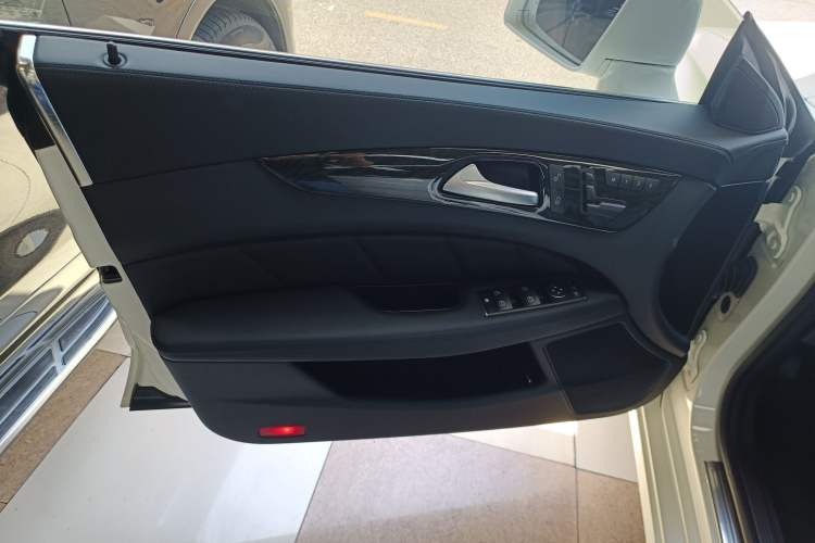 Used Mercedes-Benz CLS 2012 CLS 300 CGI
