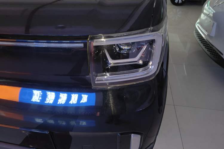 Used Wuling Hongguang MINIEV 2022 GAMEBOY 300km Enthusiast Model with Lithium Iron Phosphate