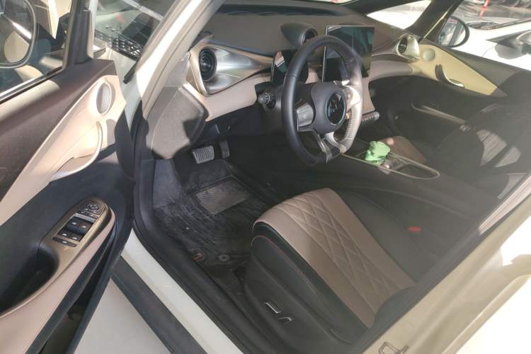 Used BYD Dolphin 2021 405 km Fashion Edition
