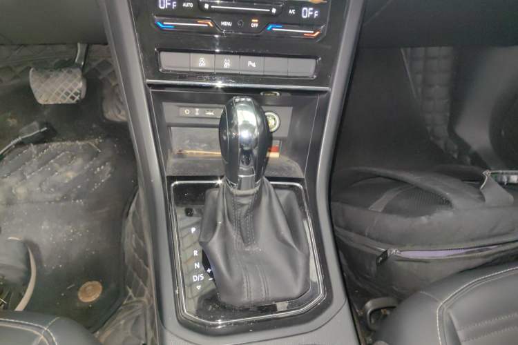 Used Volkswagen Touran 2021 Touran L 280TSI DSG Comfort Edition 7 Seats
