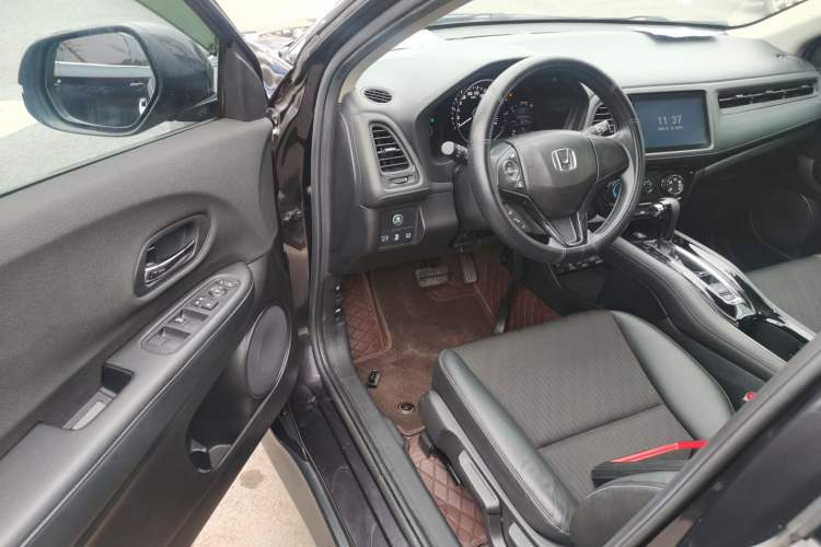 Used Honda Vezel 2020 1.5L CVT Pioneer Edition
