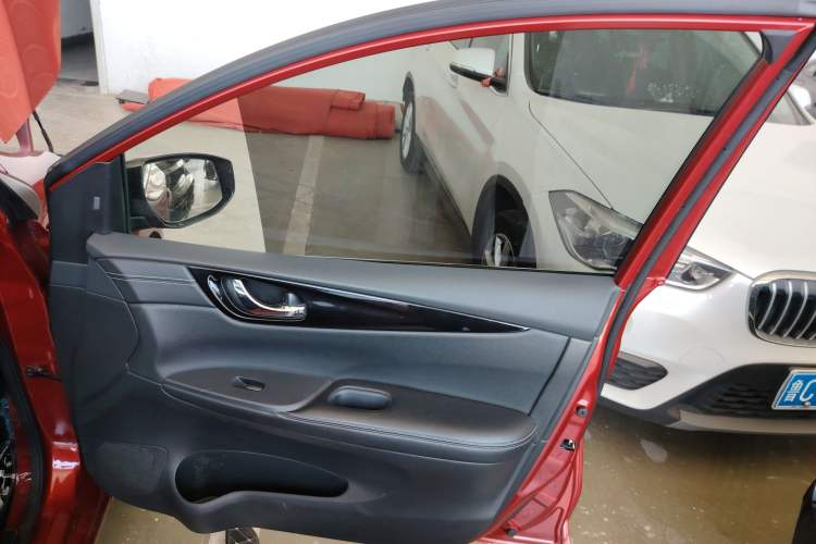 Used Nissan Tiida 2016 1.6L CVT Smart Drive Edition