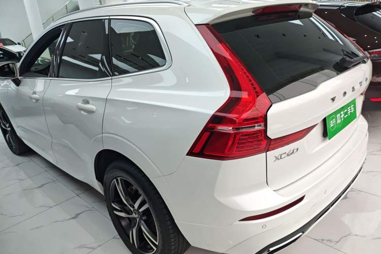 Used Volvo XC60 2018 T5 4x4 Smart & Sporty Edition