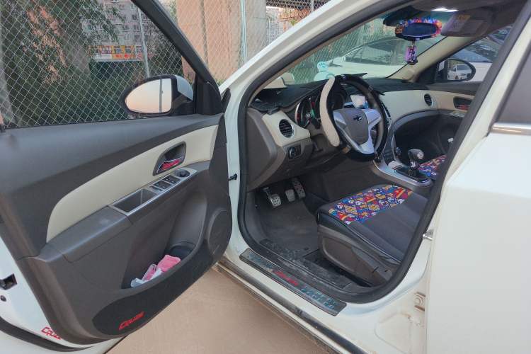 Used Chevrolet Cruze 2015 1.5L Classic SL MT
