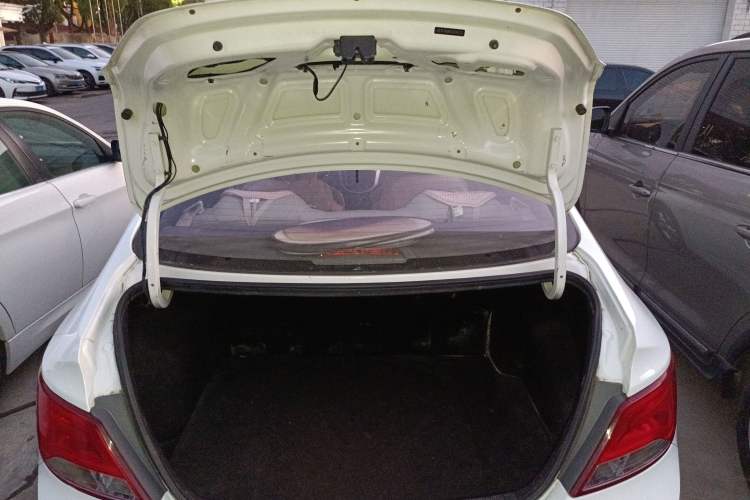 Used Hyundai Verna 2016 1.4L Automatic Smart GLS