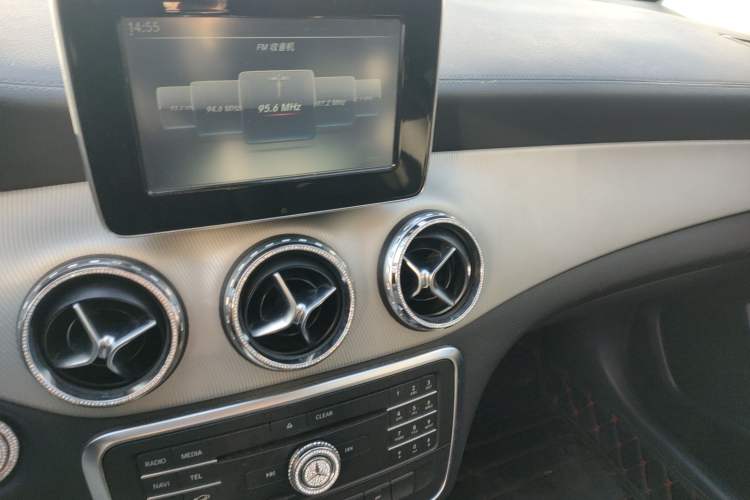 Used Mercedes-Benz GLA 2016 GLA 200 Fashion Model
