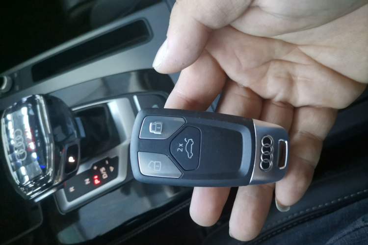 Used Audi Q5L 2023 40T Fashionable and Dynamic Edition
