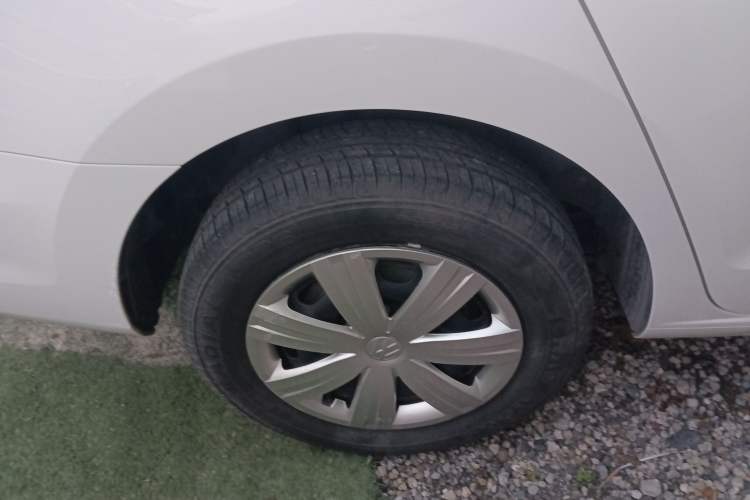 Used Volkswagen Jetta 2015 1.6L Manual Fashion Edition