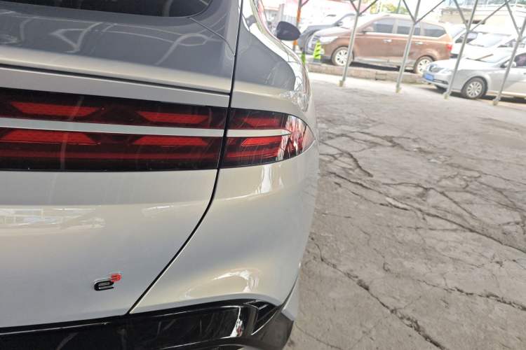 Used Denza Z9GT 2024 630 All-Wheel Drive Max Edition