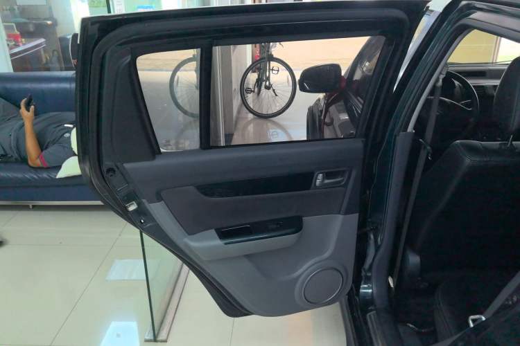 Used Suzuki Swift 2016 1.5L Automatic Fashionable Coolplay Edition
