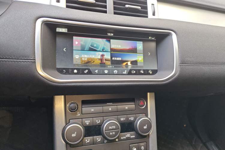 Used Land Rover Range Rover Evoque 2018 240 PS SE Smart Brilliance Edition