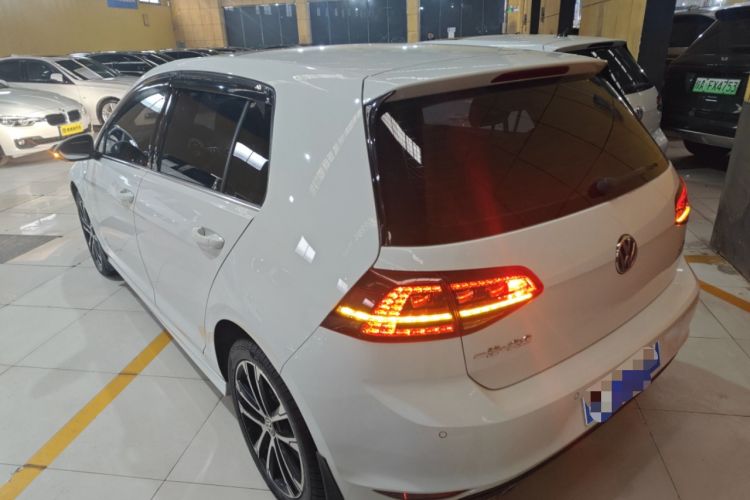 Used Volkswagen Golf 2017 280TSI Automatic R-Line Million-Vehicle Commemorative Edition
