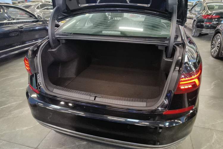 Used Volkswagen Passat 2019 330TSI Elite Edition China VI
