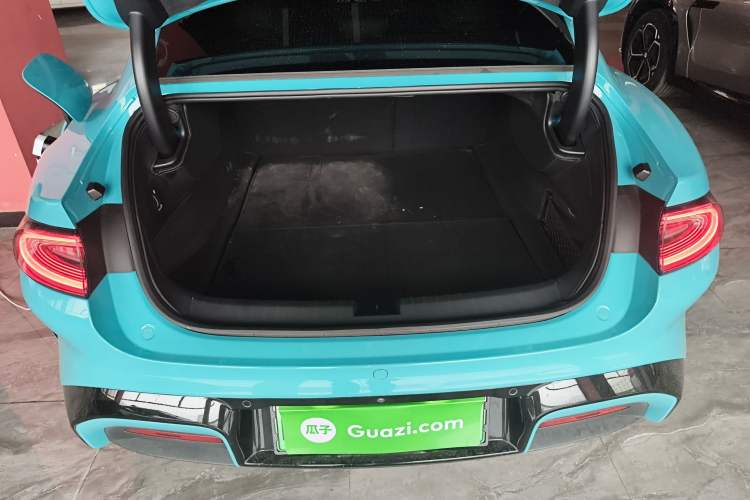 Used  SU7 2024 Four-Wheel Drive Ultra-Long Range Advanced Intelligent Driving Max Edition
