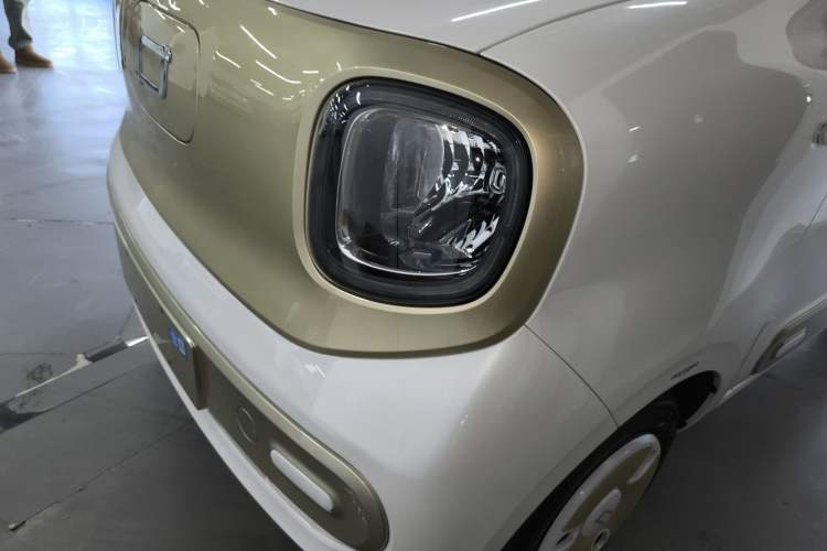 Used Bestune Pony 2026 222km Colorful Horse