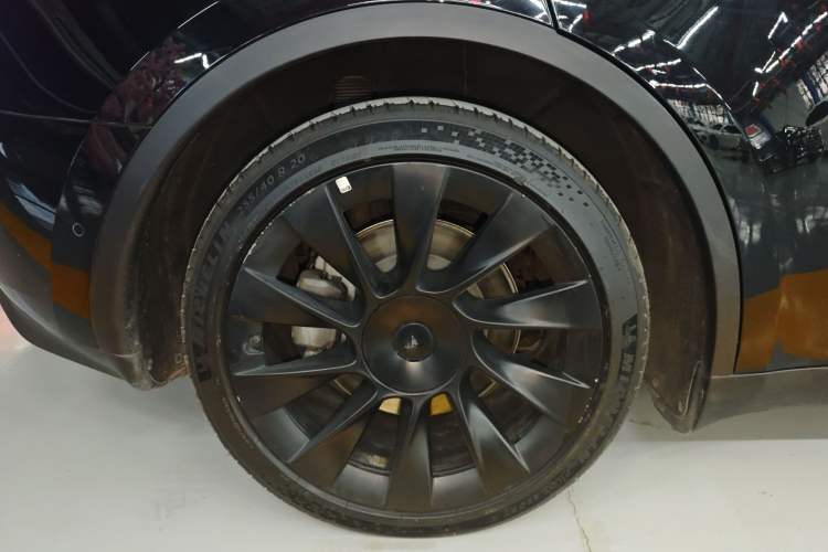 Used Tesla Model Y 2021 Standard Range Rear-Wheel Drive Version
