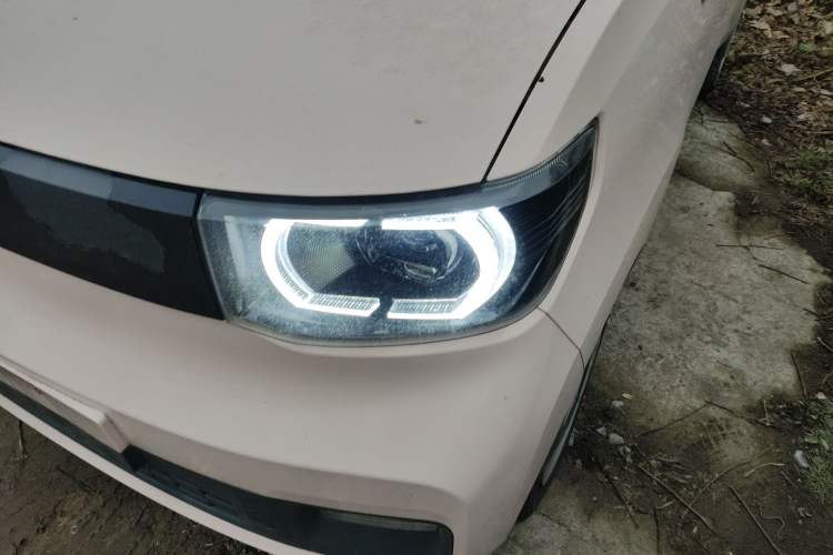 Used Wuling Hongguang MINIEV 2021 Macaron Premium Model – Lithium Iron Phosphate