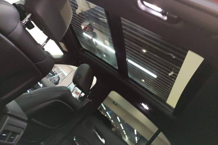 Used Cadillac XT4 2024 28T Four-Wheel Drive Luxury Version
