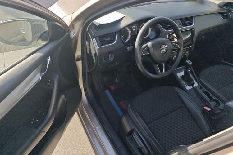 Used Skoda Octavia 2019 TSI280 DSG SmartDrive Luxury Edition China VI
