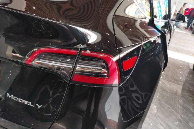 Used Tesla Model Y 2022 Rear-Wheel-Drive Version
