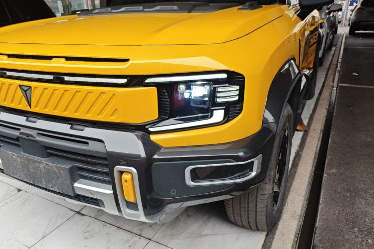 Used  G318 2025 Worry-Free Adventure Edition Four-Wheel Drive Secret Realm Version