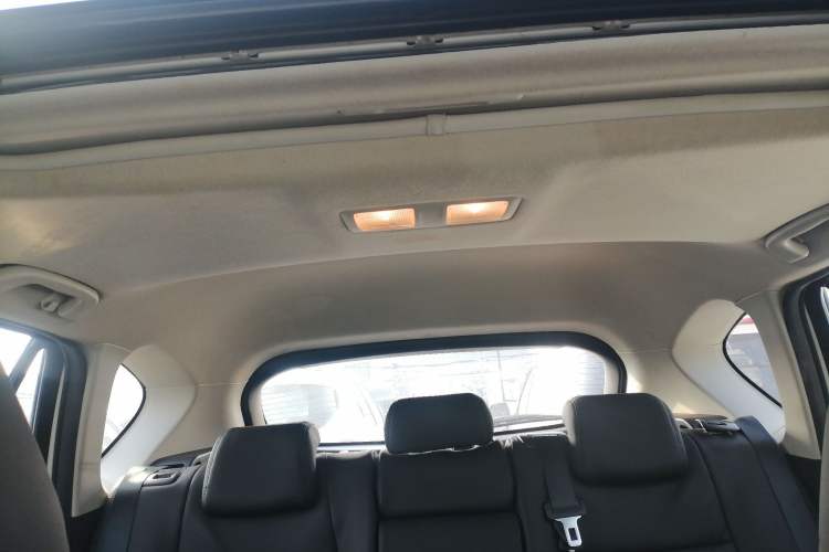 Used Mazda CX-5 2015 2.0L Automatic Two-Wheel Drive Urban Version