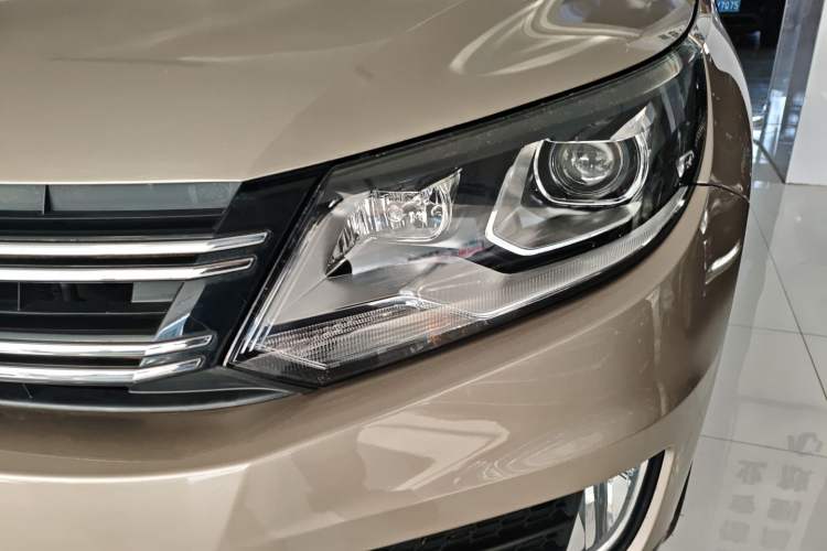 Used Volkswagen Tiguan 2015 1.8TSI Automatic Two-Wheel Drive Luxury Model