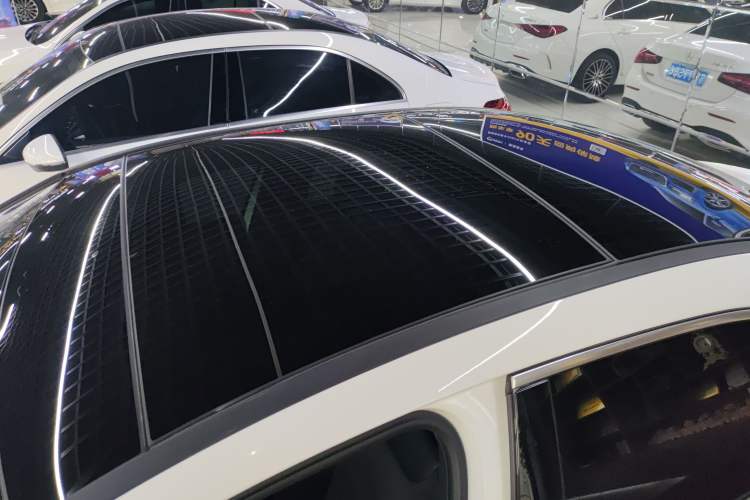 Used Mercedes-Benz A-Class 2022 Revised Version A 200 L Sport Sedan Fashionable Style
