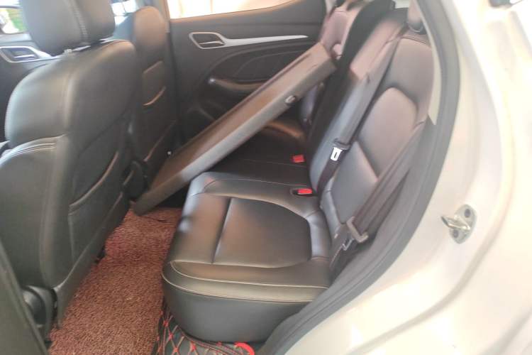 Used MG ZS 2017 1.5L Automatic Luxury Internet Edition
