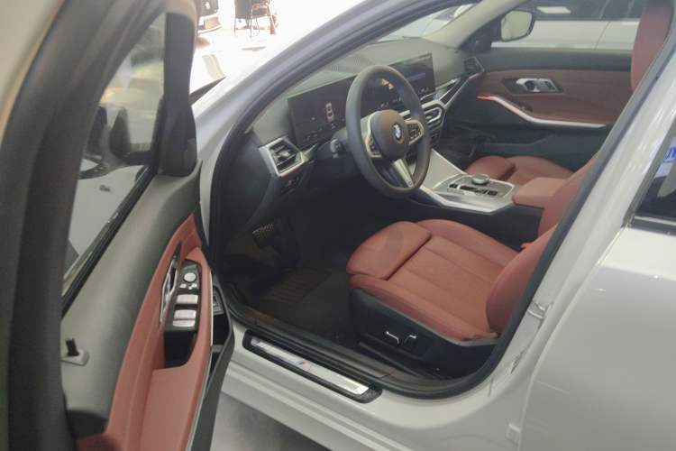 Used BMW 3 Series 2023 325Li M Sport Night Edition Package
