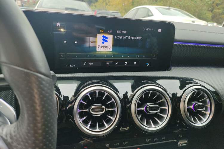 Used Mercedes-Benz A-Class 2022 Restyled A 200 L Sport Sedan Fashion Version
