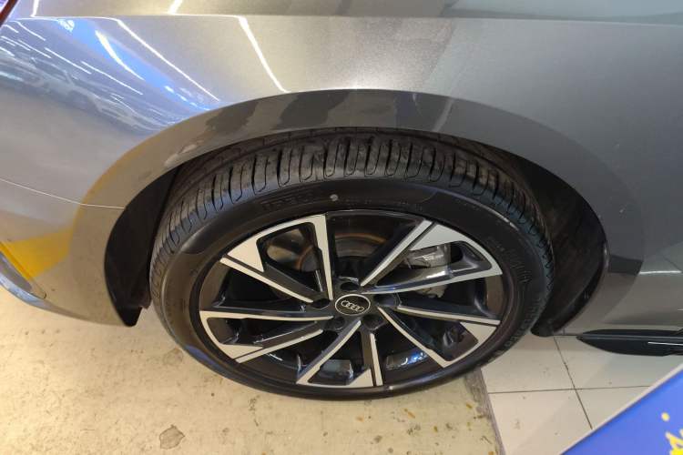 Used Audi A4L 2023 40 TFSI Luxury Dynamic Model
