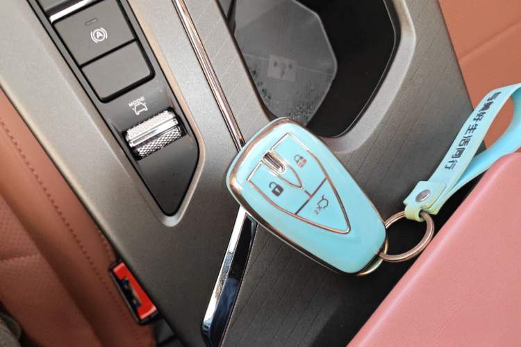 Used Changan X5 PLUS 
