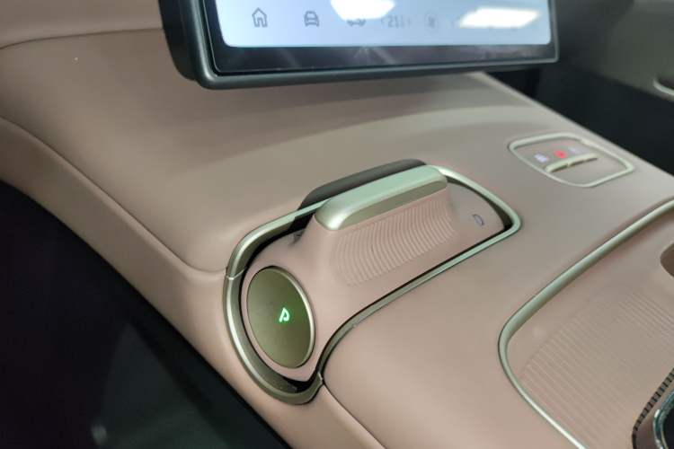 Used Nio ES8 2024 75 kWh
